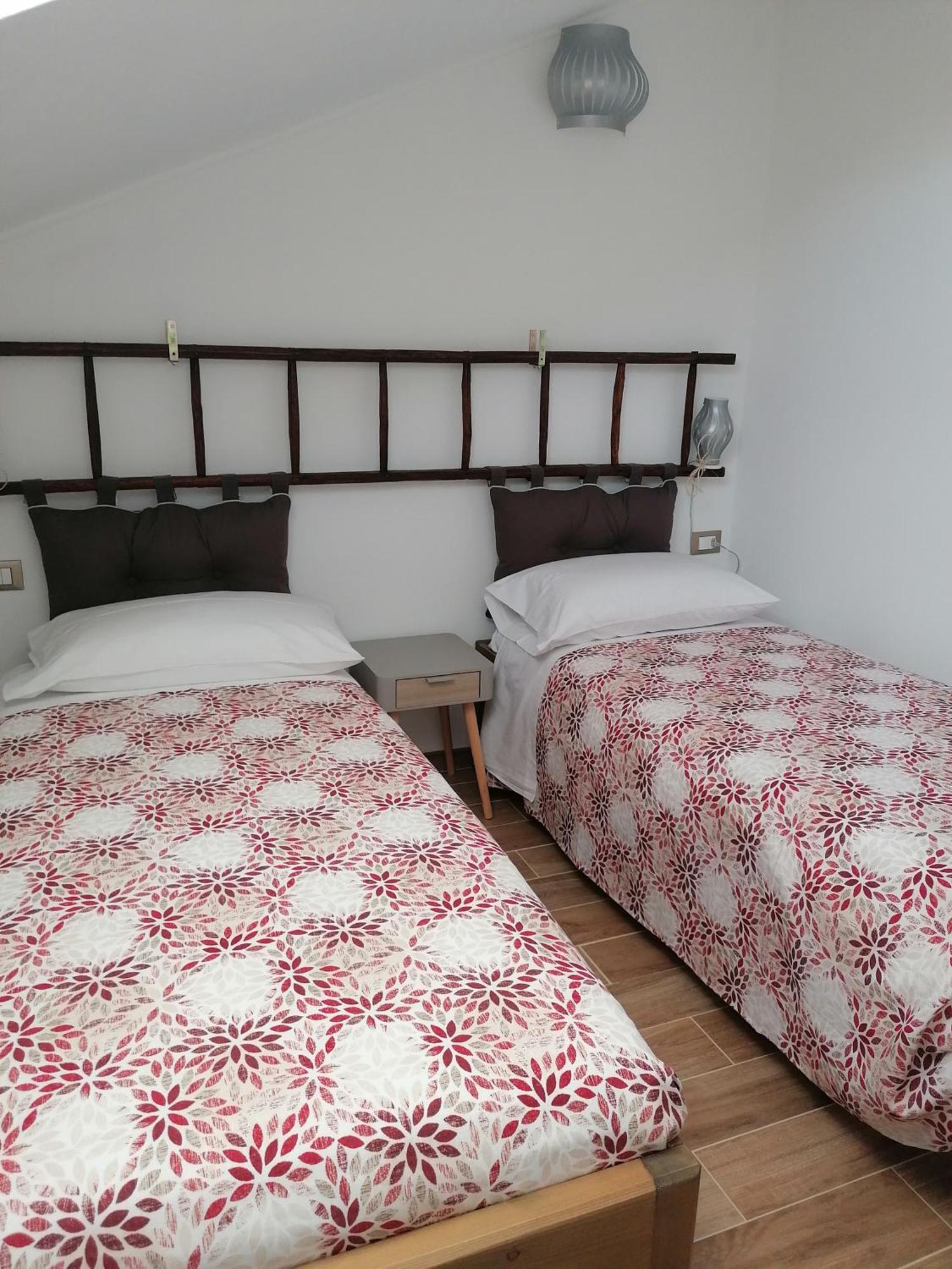 Agriturismo Caruggiu Di Via Vecchia اوركو فيغلينو المظهر الخارجي الصورة