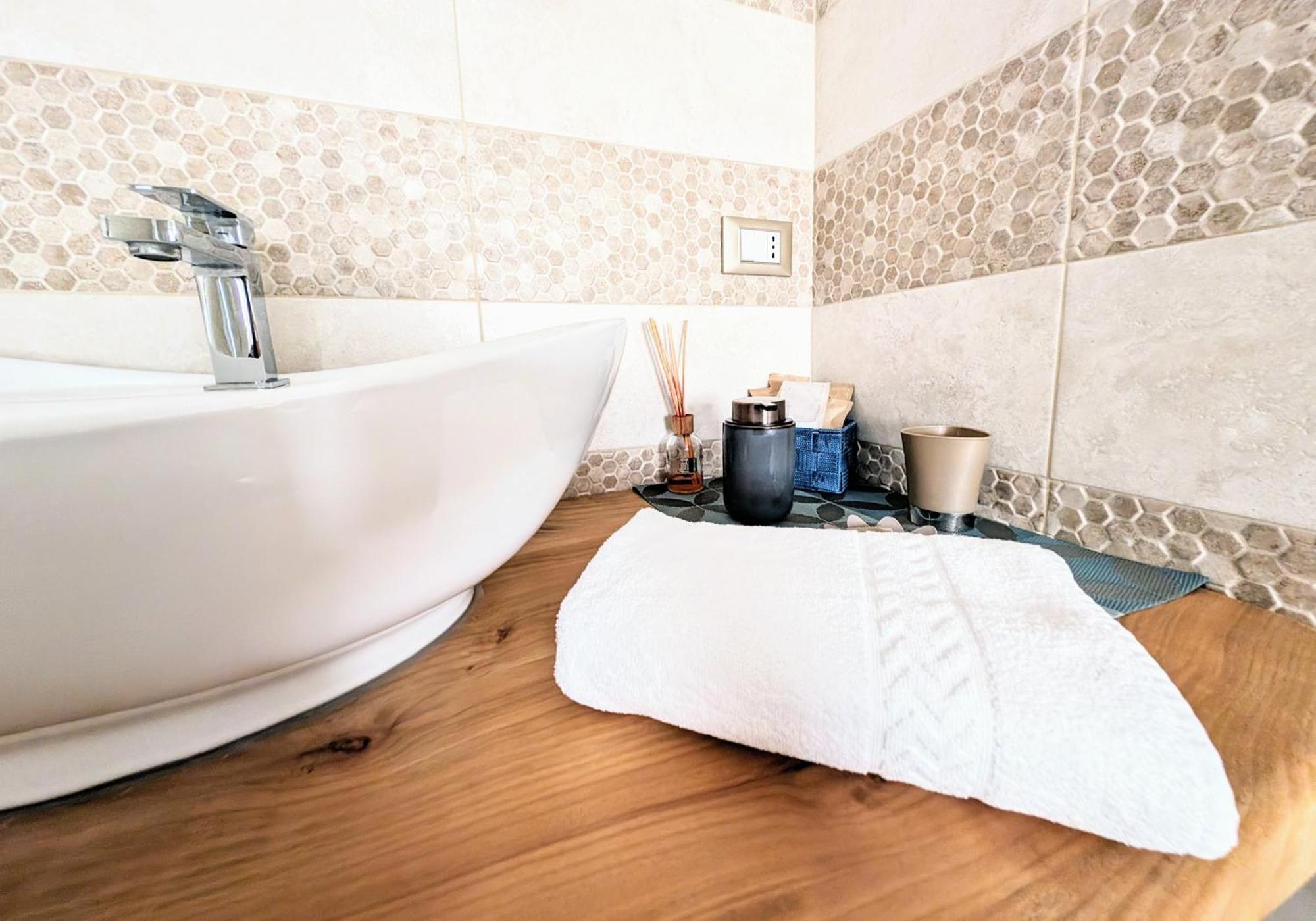 Agriturismo Caruggiu Di Via Vecchia اوركو فيغلينو المظهر الخارجي الصورة